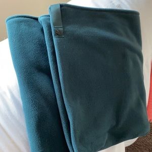 Lululemon Fleece Vinyasa Scarf